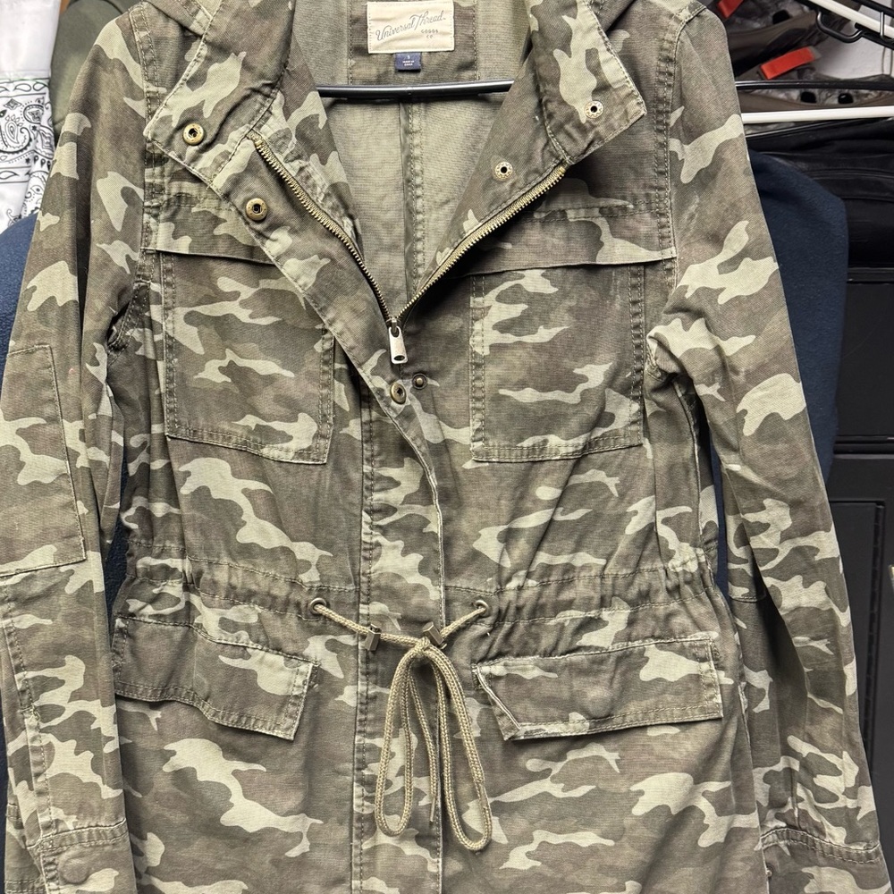 Universal Thread Olive Camo Utility Jacket - image 6